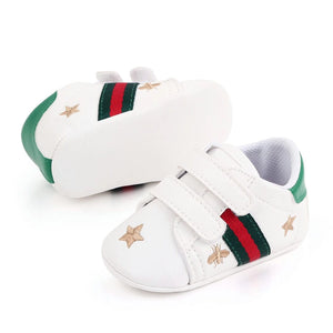 Trendy White Baby Shoes with Golden Star Pattern 4 - Minitaq baby kids clothes dress