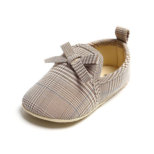Casual Stylish Lines Baby Shoes » MiniTaq